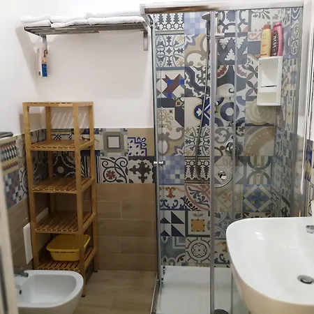 Laura E Chiara Trapani